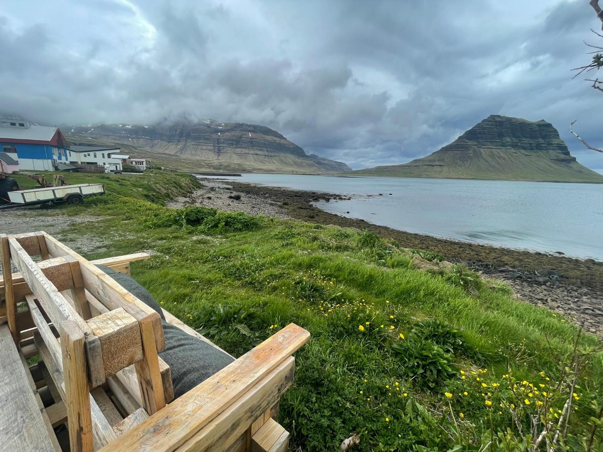 Kirkjufell Basement Apartment Grundarfjordur Ngoại thất bức ảnh